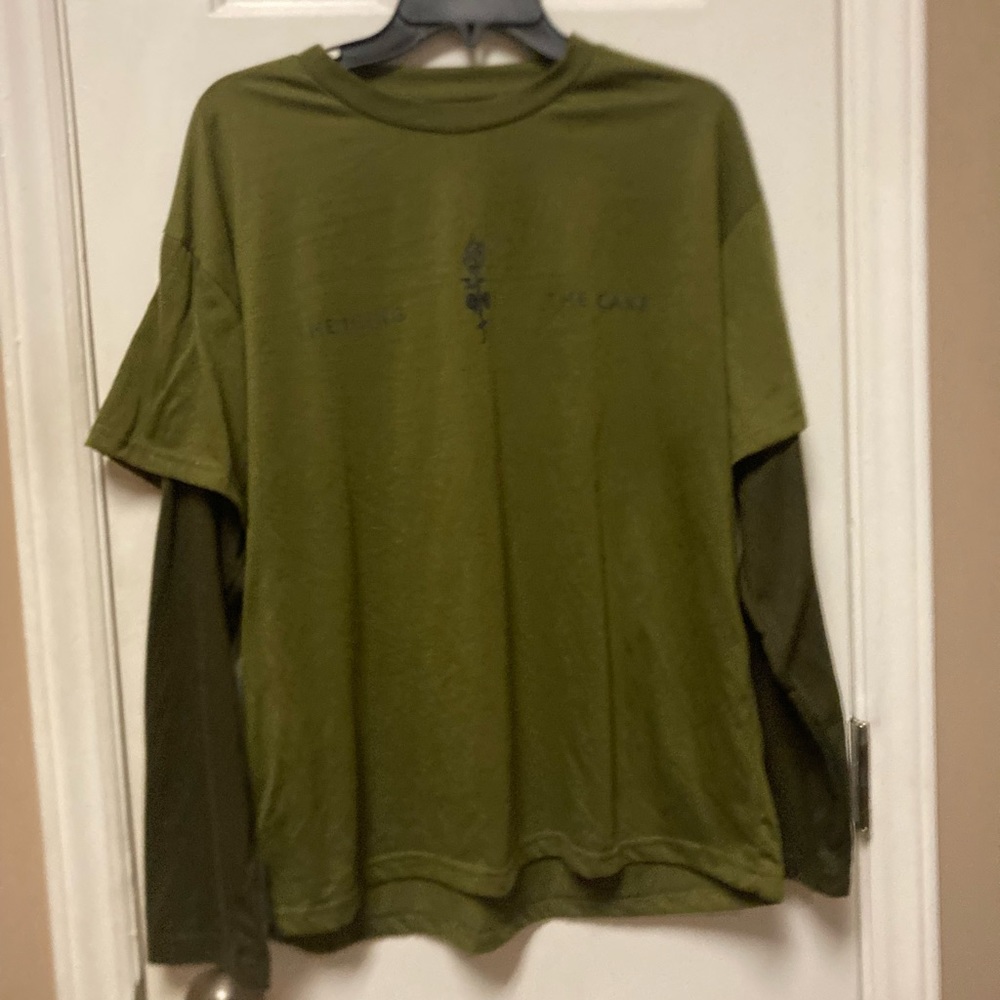 L Men’s Green and Brown Skater Tee